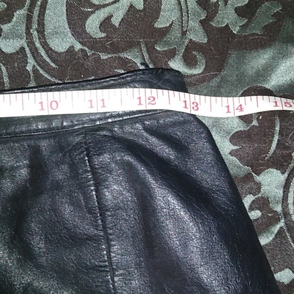 Vintage Black Leather Mini Skirt - Picture 6 of 6